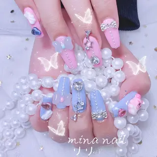 ネイル 🎀まゆ 🪽🐾のネイルデザイン