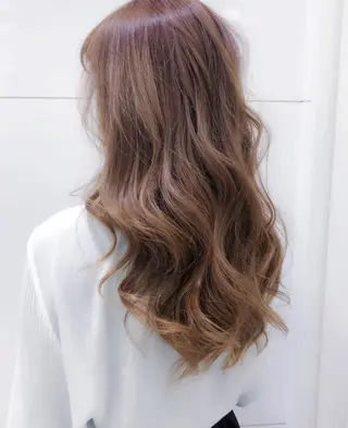 ロング カラー 趙 英来のヘアスタイル
