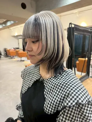 ショート カラー ili 梅田のヘアスタイル