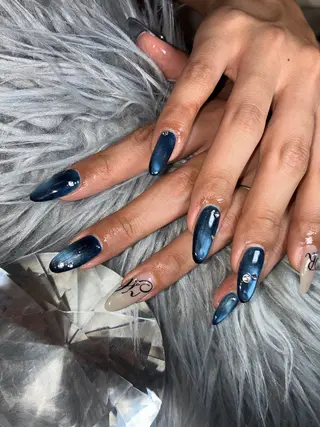 ミディアム YOKOSUKA NAILS💅⚓️のネイルデザイン