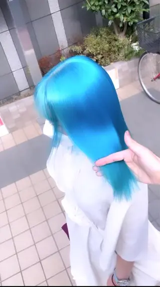 セミロング カラー 町田ブリーチ特化 MANATOのヘアスタイル