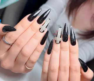 ネイル Julie Nail Hinのネイルデザイン