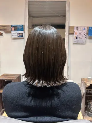 ミディアム 牛尾 綾花のヘアスタイル
