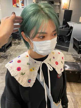 ショート カラー ハイトーン/レイヤー /ウルフ⭐️永田⭐️のヘアスタイル
