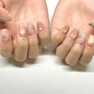 ネイル ルプラボウ 加藤花菜のネイルデザイン