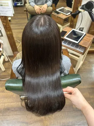 セミロング 徳永　髪質改善 カラー🪄💫のヘアスタイル
