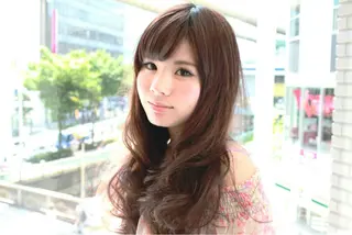 ロング HANA Hair Produceのヘアスタイル