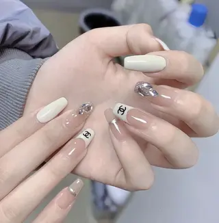 ネイル Queen‘s なんのネイルデザイン