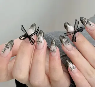 ネイル 🍑 momo_nailのネイルデザイン
