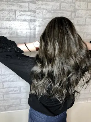 セミロング カラー ヘアアレンジ 美髪・艶髪特化美容師 RYOJIのヘアスタイル