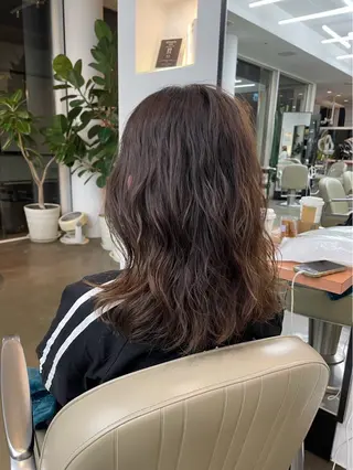 パーマ たかしな けいなのヘアスタイル