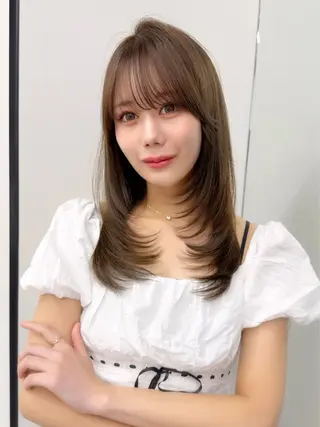 セミロング ショート/レイヤー カット/服部タカノリのヘアスタイル