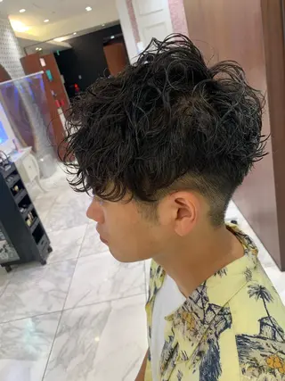 ショート パーマ メンズ 三矢 ちなつのヘアスタイル