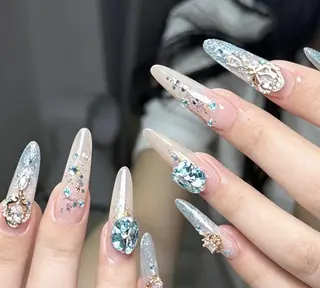 ネイル Pure&Rich Nailのネイルデザイン