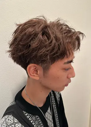 メンズ ダメージレスブリーチ RIKU🎨のヘアスタイル