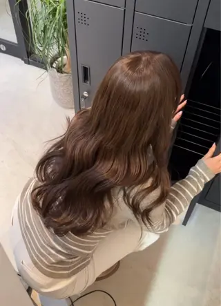 ロング 松田 羽未のヘアスタイル