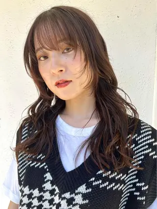 ロング カラー ヘアアレンジ 白髪ぼかし 🔥イワイコウキのヘアスタイル