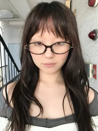 ロング レイヤーカット NERO加藤木麻彩のヘアスタイル