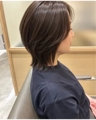 ミディアム カラー 久木原 ゆりのヘアスタイル