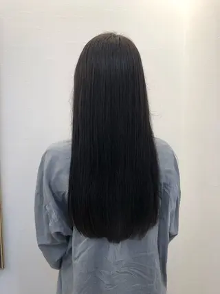ロング ツノガイ エリのヘアスタイル