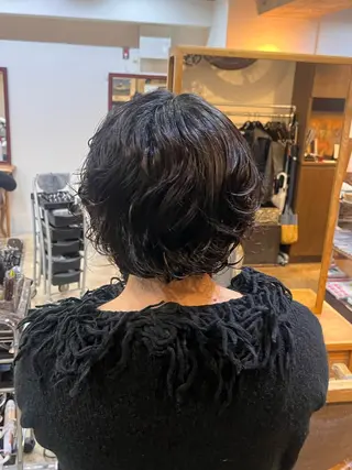 ショート パーマ 松原 樹里のヘアスタイル