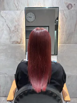 カラー 岩崎 美咲のヘアスタイル