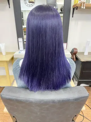 ロング カラー 青木 優歩のヘアスタイル