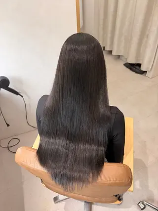 ロング SLASHスラッシュ 菅野あかねのヘアスタイル