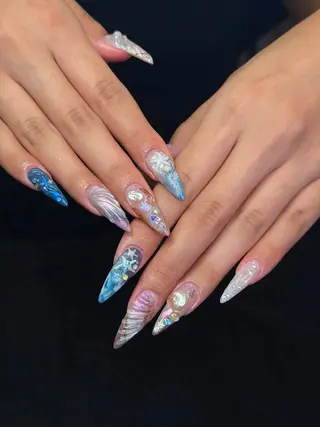 ネイル Iconic Nailのネイルデザイン