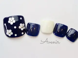 ネイル Avenir 表参道 nail&eye予約のネイルデザイン