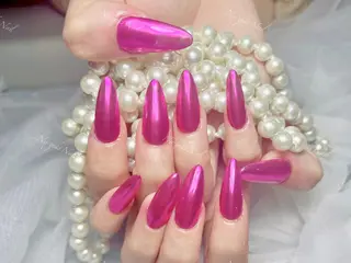 ネイル 🦋 Queenieのネイルデザイン