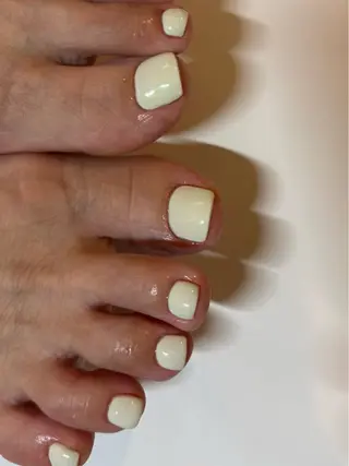 ネイル Manon Tomiのネイルデザイン