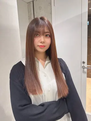 ロング Rita/髪質改善/ ブリーチなしWカラーのヘアスタイル