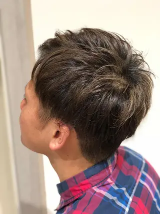 カラー メンズ 似合う髪型見つけます AYAKAのヘアスタイル