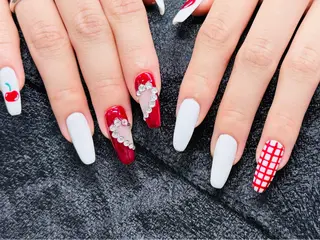 セミロング rose ネイルサロンのネイルデザイン