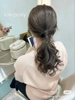 セミロング カラー ヘアアレンジ ヘアセット/レイヤー 赤み消し/はるかのヘアスタイル