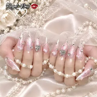 ネイル RINA Nail_Royalのネイルデザイン