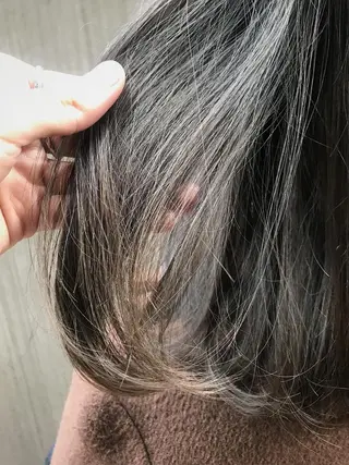 セミロング カラー パーマ ヘアアレンジ 松田 亮葉のヘアスタイル