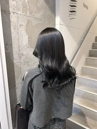 セミロング ryo yaのヘアスタイル