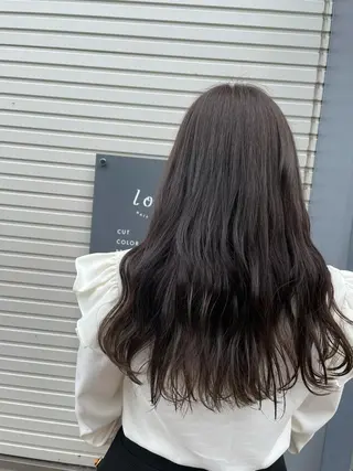 ロング 中村 彩音のヘアスタイル