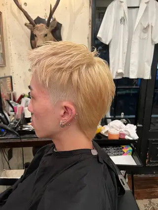 カラー 加賀谷 英多のヘアスタイル