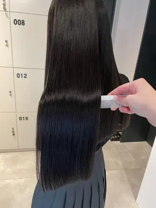 セミロング カラー ブリーチ👩🦳/ ✂︎MANAMIのヘアスタイル