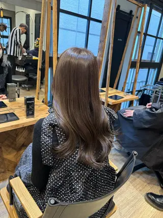 セミロング 新宿/顔周りカット +レイヤー=しずく♩のヘアスタイル
