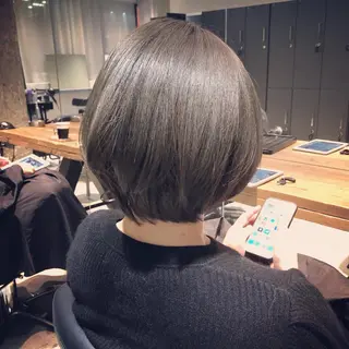 ショート カラー 髪質改善🌈縮毛矯正 荻原 達矢のヘアスタイル