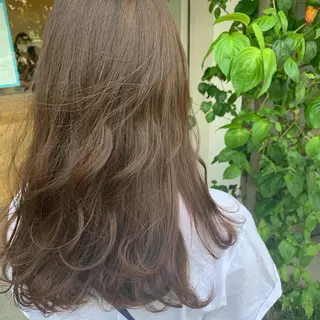 ロング カラー 大平 京佳のヘアスタイル