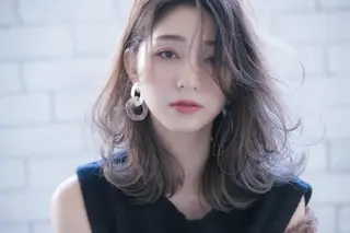 ミディアム カラー パーマ ヘアアレンジ 大橋 輝久のヘアスタイル