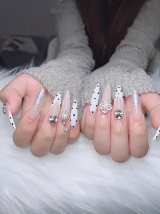 ネイル Sora  Nail 長さ出し専門店のネイルデザイン