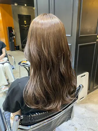 ショート カラー 透明感カラー🌿 グレージュ🐺陽介のヘアスタイル