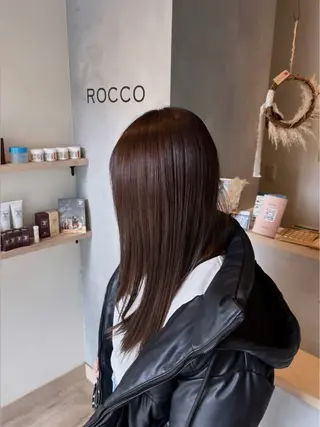 カラー ROCCO saraのヘアスタイル