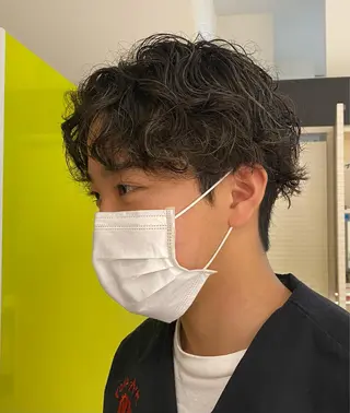 カラー サントス 芳美のヘアスタイル
